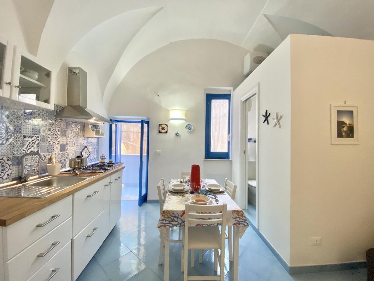 Holidaycasa Teresa - Monolocale Nel Cuore Del Cent Sperlonga Eksteriør bilde